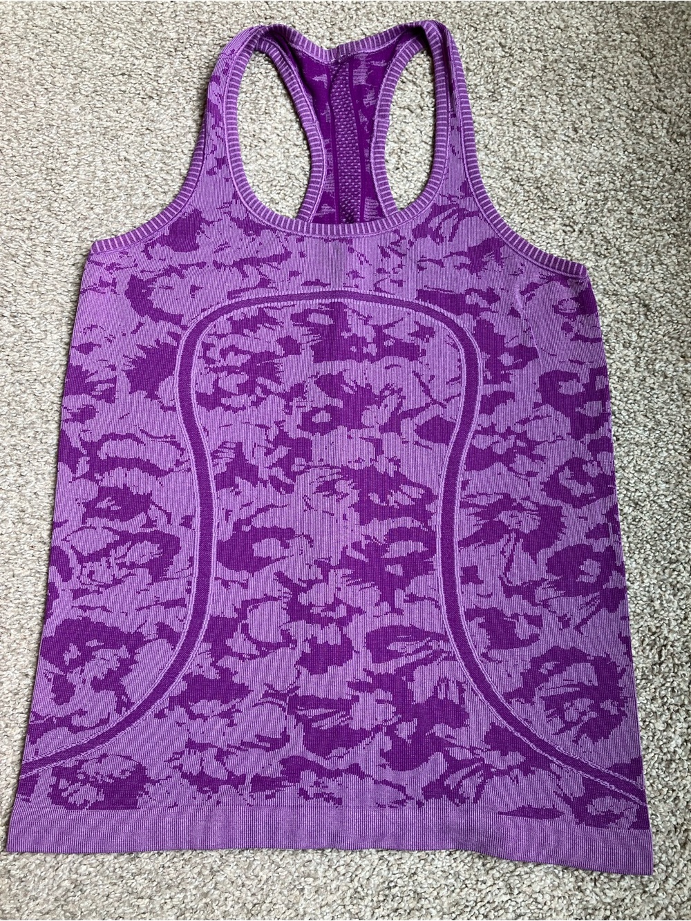 Lululemon Swiftly Tech Razorback Heather Purple size 6